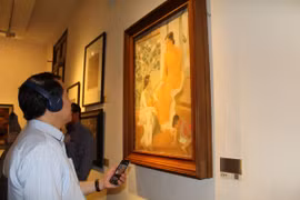Des applications numériques améliorent la visite des musées vietnamiens 