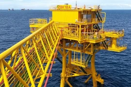 PV Drilling fournit une plate-forme de forage offshore auto-élévatrice à Vietsovpetro