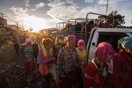 Cambodge: 23 millions de dollars remis aux travailleurs touchés par le COVID-19