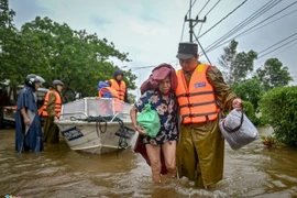 Les Vietnamiens en R. tchèque et Pologne lèvent des fonds pour aider les victimes des inondations