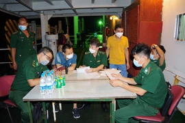 Huit marins birmans secourus au large de Bà Ria-Vung Tàu