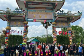 Inauguration des plaques en vietnamien de deux pagodes en Thaïlande