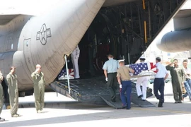Rapatriement des restes d’un soldat américain porté disparu au Vietnam
