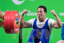 Jeux paralympiques de Tokyo : l'haltérophile Lê Van Công décroche la médaille d’argent