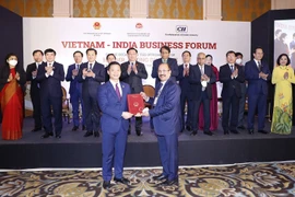 Vietnam-Inde coopèrent dans le développement des infrastructures et l'innovation