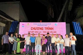 Un événement d'échange culturel entre les étudiants lao et cambodgiens étudiant à Ho Chi Minh-Ville et leurs familles d’accueil a été organisé dans la province de Binh Thuan (Centre). Photo: VNA