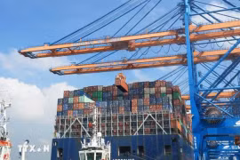La BAD salue le dynamisme économique du Vietnam et relève ses prévisions de croissance. Photo: VNA
