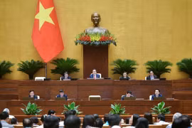 Dans le cadre de sa 7e session, le 5 juin, l’Assemblée nationale (15e législature) posent à des membres du gouvernement des questions liées à l'audit, à la culture, aux sports et au tourisme. Photo: VNA