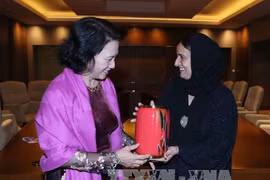 Le Vietnam prend en considération les relations avec les Emirats arabes unies