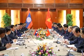 Les relations Laos-Vietnam louées sur le journal PathetLao