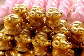 Nouvel An : des buffles en céramique pour tous les goûts