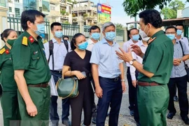 COVID-19 : un vice-ministre de la Santé rend visite à l’hôpital de campagne de Cu Chi