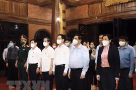 Le Premier ministre rend visite à la province de Thai Nguyen