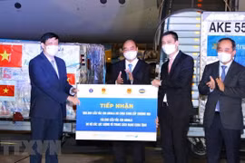 Efforts pour apporter des vaccins contre le COVID-19 au Vietnam