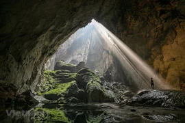 Découvrez deux des trois plus grandes grottes du monde à Quang Binh
