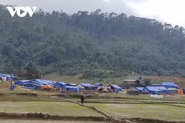 Comment les villageois évacués à cause des crues accueillent-ils le Têt?