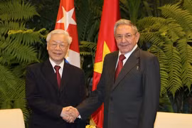 Cuba-Vietnam : Raul Castro Ruz félicite Nguyen Phu Trong