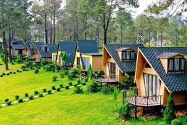 Les Hanoïens privilégient leur propre ville pour les vacances de fin d’année