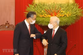 Le leader du PCV reçoit le ministre chinois des Affaires étrangères