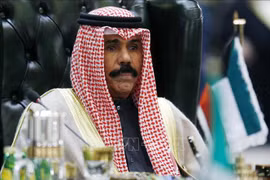 L’émir du Koweït apprécie les réalisations du Vietnam