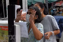 COVID-19 : le Cambodge suspend les entrées et sorties de certains citoyens vietnamiens 