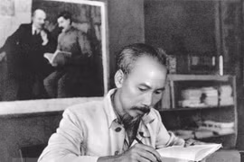 Lancement d’un livre portant sur le Président Ho Chi Minh et le Noir