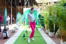 Le tout premier concours Miss Golf Vietnam swingue sur les greens