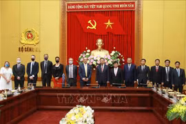 Le ministre de la Sécurité publique reçoit le ministre britannique Dominic Raab 