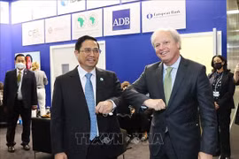 Le PM Pham Minh Chinh rencontre des dirigeants tchèque, arménien et de la BM