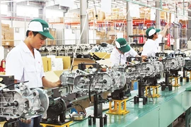 Binh Duong attire des IDE après être entrée dans une nouvelle normalité