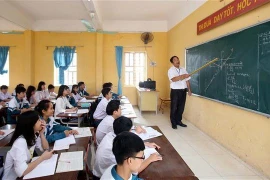 Les lycéens de Hanoï retournent à l'école semaine prochaine