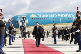 Le Premier ministre Pham Minh Chinh entame sa visite officielle en France