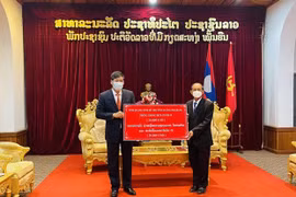 Quang Ninh assiste Luang Prabang dans la lutte contre le Covid-19