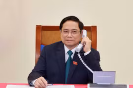 Félicitations du PM lao au nouveau Premier ministre vietnamien Pham Minh Chinh