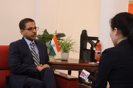Le développement du Vietnam contribue à la prospérité mondiale (Ambassadeur de l’Inde)