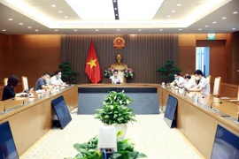 COVID-19 : le vice-PM Vu Duc Dam travaille avec les autorités de la province de Bac Giang