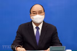 Entretien en ligne entre Nguyen Xuan Phuc et Suga Yoshihide