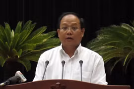 Tat Thanh Cang et Le Van Phuoc expulsés du Parti
