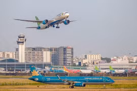 Le Vietnam devrait rouvrir les vols internationaux ce mois-ci