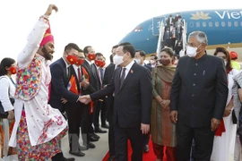 Le président de l’AN du Vietnam entame une visite officielle en Inde