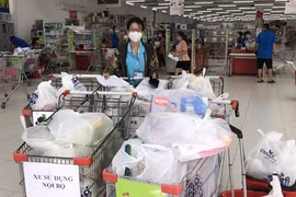 À Hô Chi Minh-Ville, les cadres et employés se mobilisent face au coronavirus