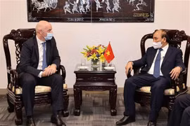 Le chef de l’État vietnamien reçoit le président de la FIFA à New York