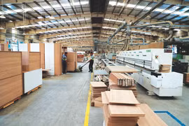 Au cours des quatre premiers mois de 2024, les exportations vietnamiennes ont atteint 123,64 milliards d’USD, en hausse de 15% sur un an. Photo : VNA/CVN 