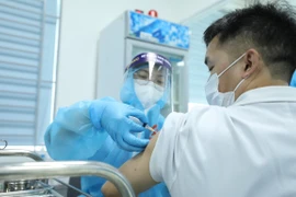 COVID-19 : plus de 7.200 personnes à Hanoï seront vaccinées