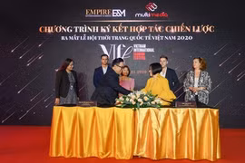Lancement du festival international de mode VIFF au Vietnam