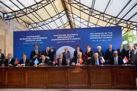 Singapour et l'UEE signent un accord de libre-échange