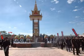 Khanh Hoa accorde 15 milliards de dongs à un projet d’amitié au Cambodge