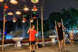 Le tourisme de Hanoi s'efforce de surmonter les difficultés pour mener à bien la « double tâche » 