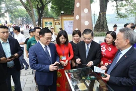 Activités en l’honneur du 1010e anniversaire de Thang Long-Hanoï