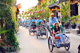 Le Vietnam accueillera 32 millions de touristes étrangers d’ici 2025